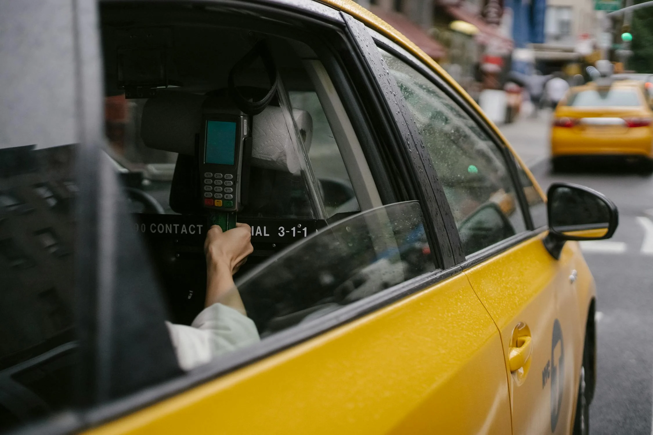 One Way Cab from Pantnagar offer with extra 20% discount